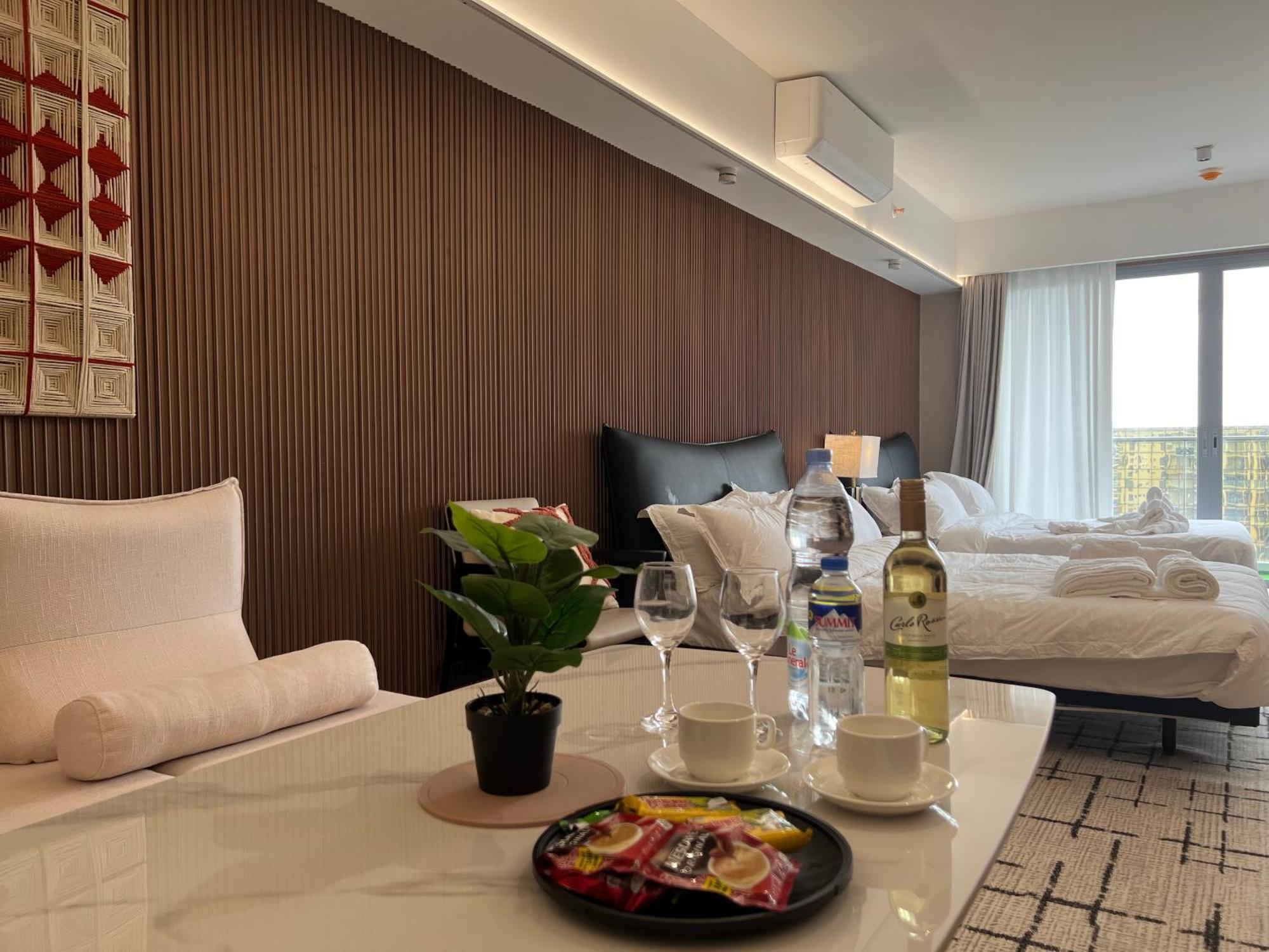 Luxurious European Style Penthouse Modern Apart Ment Cross City Of Dreams Okada Solaire Moa Airport 마닐라 외부 사진