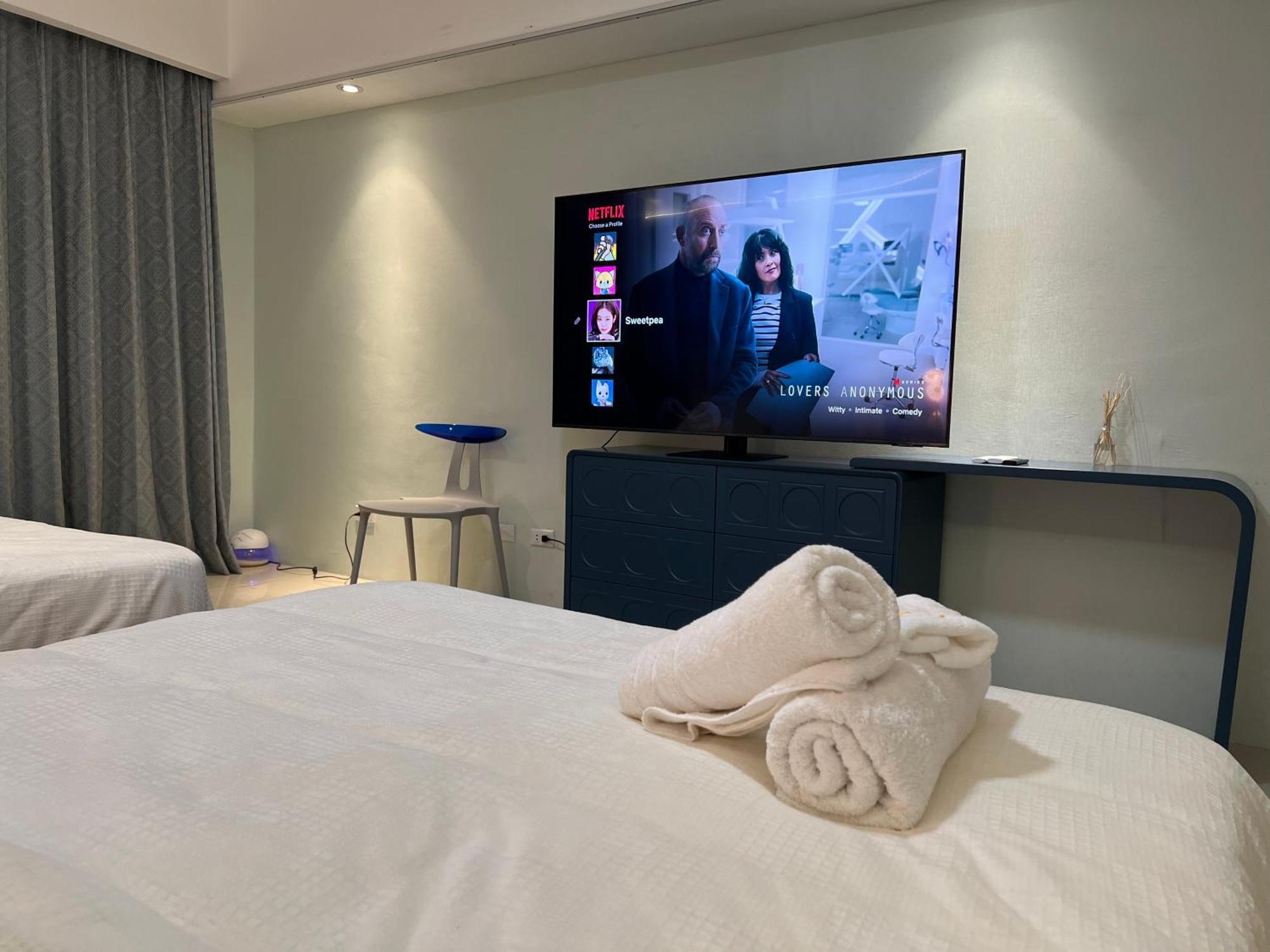 Luxurious European Style Penthouse Modern Apart Ment Cross City Of Dreams Okada Solaire Moa Airport 마닐라 외부 사진